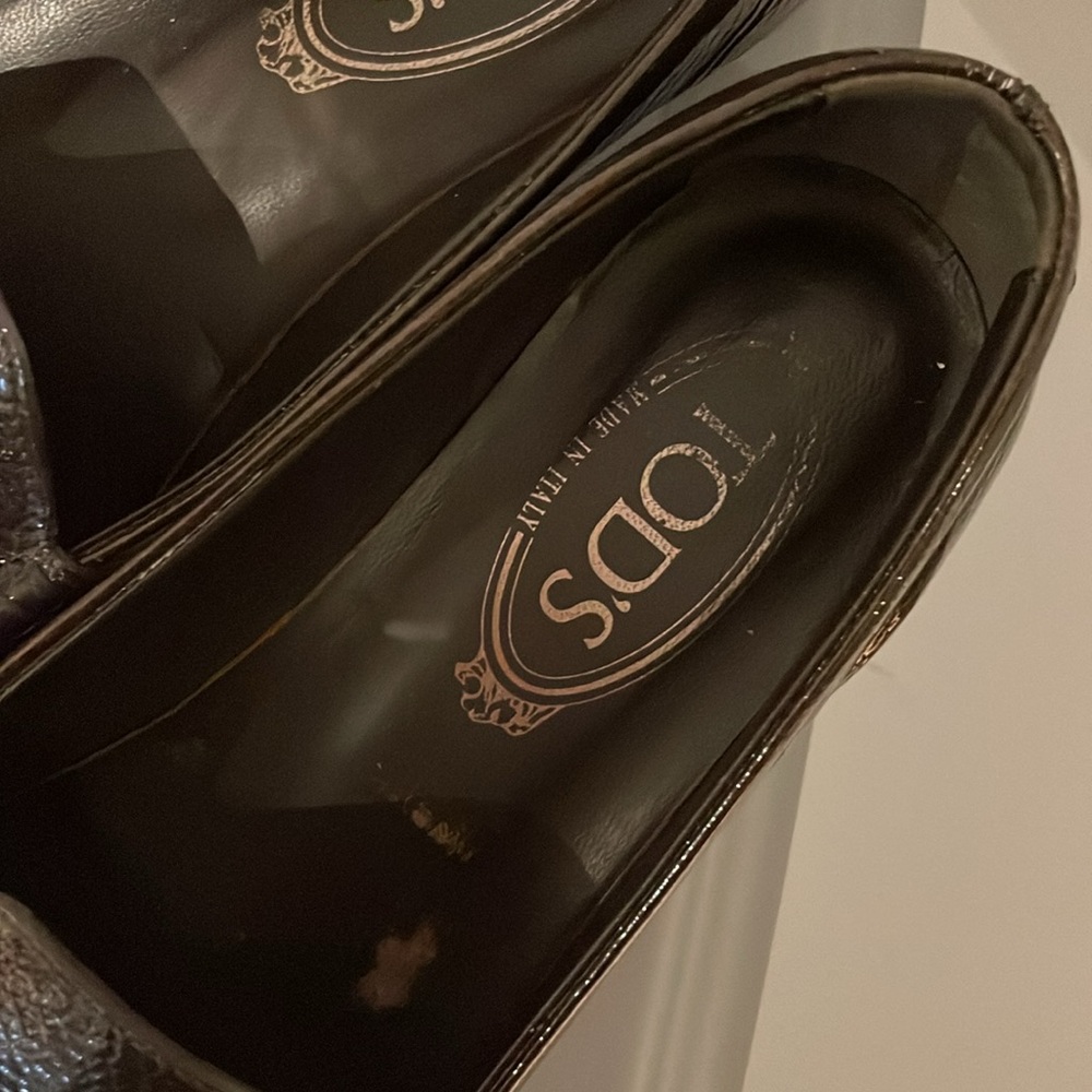 Tod’s Patent Leather Loafers - Size 35.5 - Picture 2 of 11